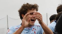 El delantero Jorge P�rez-Lafuente, celebrando un triunfo del Celta Juvenil A.