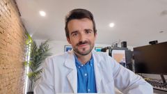 El médico Mario Gil ofrece una charla en la gala del Colegio de Médicos de Lugo con motivo de la celebración de su patrona.