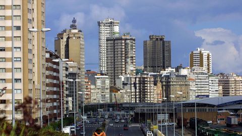 De izquierda a derecha: torre San Diego, Golpe, Torres y Sez, Hercn, Trbol y Dorada.