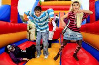 Los ni�os de Leiloio disfrutaron de una tarde de fiesta.