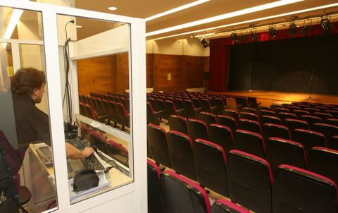 Imagen de archivo de la sala de representaciones vac�a, tal y como se encontr� ayer mismo. 