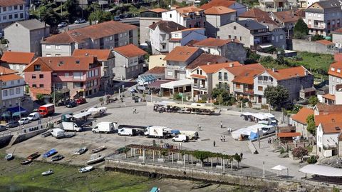 La Praza da Chousa, en Combarro, es uno de los espacios portuarios reclamados por el Concello y que esperan la decisi�n de Madrid