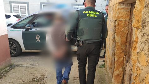 El hermano de la v�ctima es detenido como presunto autor del crimen en el municipio zamorano de Peleas de Abajo.  