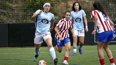 Ana Toubes y Celia Fontecha, durante el As Celtas - Atl�tico de Madrid C de la primera vuelta en A Madroa.