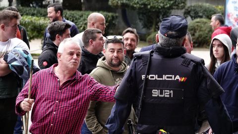 Protesta en Oviedo de ganaderos y agricultores