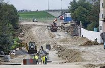 El desdoblamiento de la avenida de Vigo arranc� en septiembre y tiene un plazo de un a�o. 