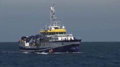 Un buque oceanogr�fico comienza a revisar las profundidades en busca de pistas de las ni�as desaparecidas