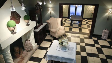 Casa arte dec de Conturiz, reformada por Maqueira para vivir en los 40