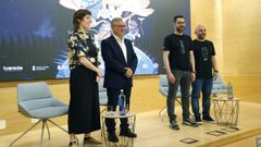 La ilustradora Xulia Vicente; el presidente de la Diputaci�n, Luis Menor; el director del OUFF, �scar Doviso; y el director t�cnico del festival, Marcos V�zquez, en la presentaci�n del cartel de la nueva edici�n del Festival de Cine de Ourense 
