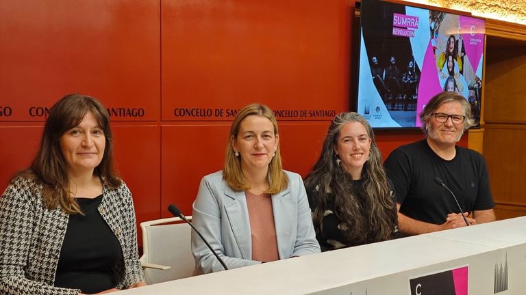 La concejala de Capital Cultural present los conciertos junto a representantes de De Vacas y Sumrr