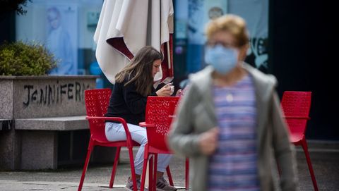 Primer d�a en Arteixo tras las restricciones impuestas por la Xunta. 