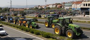 M�s de 3.000 tractores colapsaron ayer desde las 14 horas y hasta la noche las principales arterias de Santiago. 