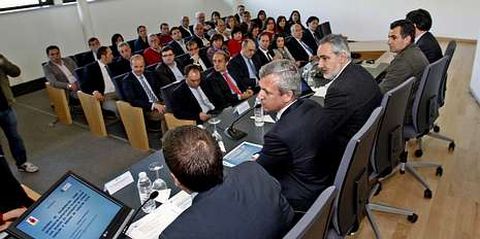 Rueda se reuni� con los alcaldes, entre ellos Crespo.