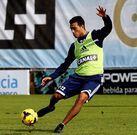 Gustavo Cabral cuaj� un buen partido en su retorno al once en M�laga.