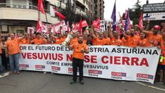 Manifestaci�n de los trabajadores de Vesuvius en Langreo