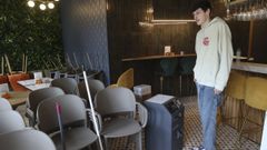El propietario de la cafetera Bonsai, tras el robo sufrido en la madrugada del mircoles
