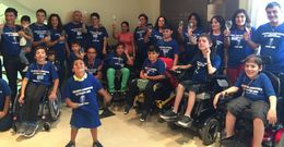 Los participantes en el Encuentro de Familias AME visitaron ayer la bodega Condes de Albarei. 