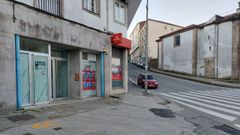 El cierre de entidades bancarias dejan numerosos locales vac�os