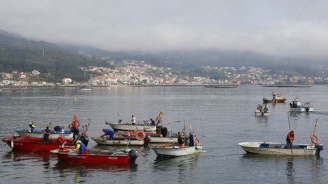 La almeja babosa que se sembrará esta semana servirá para atender las necesidades de la barcos de bajura como los de esta foto de archivo