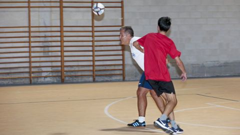 PARTIDO DE F�TBOL ENTRE EL PP Y EL PSOE DE PONTEVEDRA