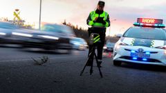 La Guardia Civil intercept� a este conductor en Fene