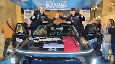 Cubi y Shirley, tras finalizar el Eco Rali de la Comidad Valenciana.