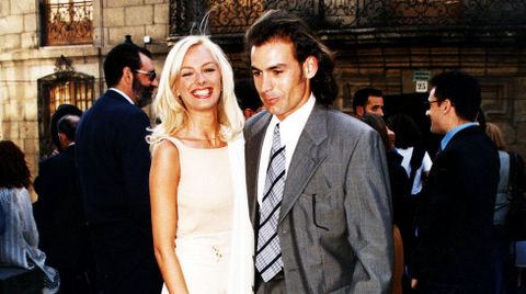 Con su pareja en una boda en A Coru�a.