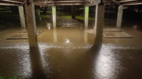 En Pelamios, el agua lleg a la altura de las mesas de pimpn cercanas a la capilla