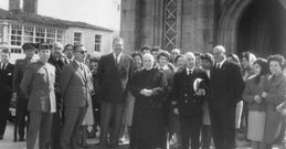 Las fotograf�as pertenecen al historiador Alejandro Lamas. Teresa Louro, esposa del fot�grafo Ram�n Caama�o, fue la encargada de captar tan hist�rica visita. 