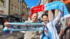 La afici�n del Celta se deja ver por las calles de Friburgo