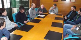 Reuni�n de trabajo, ayer, en el proyecto del Centro Agrario de Silleda