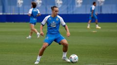 Luismi Cruz, en un entrenamiento en la ciudad deportiva de Abegondo