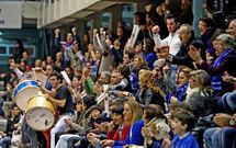 La afici�n jugar� esta tarde un papel decisivo para impulsar al Teucro hacia la victoria.