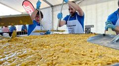 Tortilla gigante de patata en Alimagro