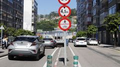 Foto de archivo de la calle Traves�a en Vigo.