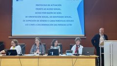 La sesi�n se llev� a cabo en el sal�n de actos del Marcide