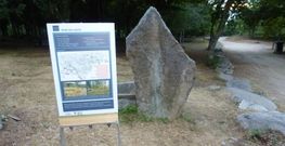 Uno de los carteles sustra�dos de al zona de A Poza da Lagoa. 