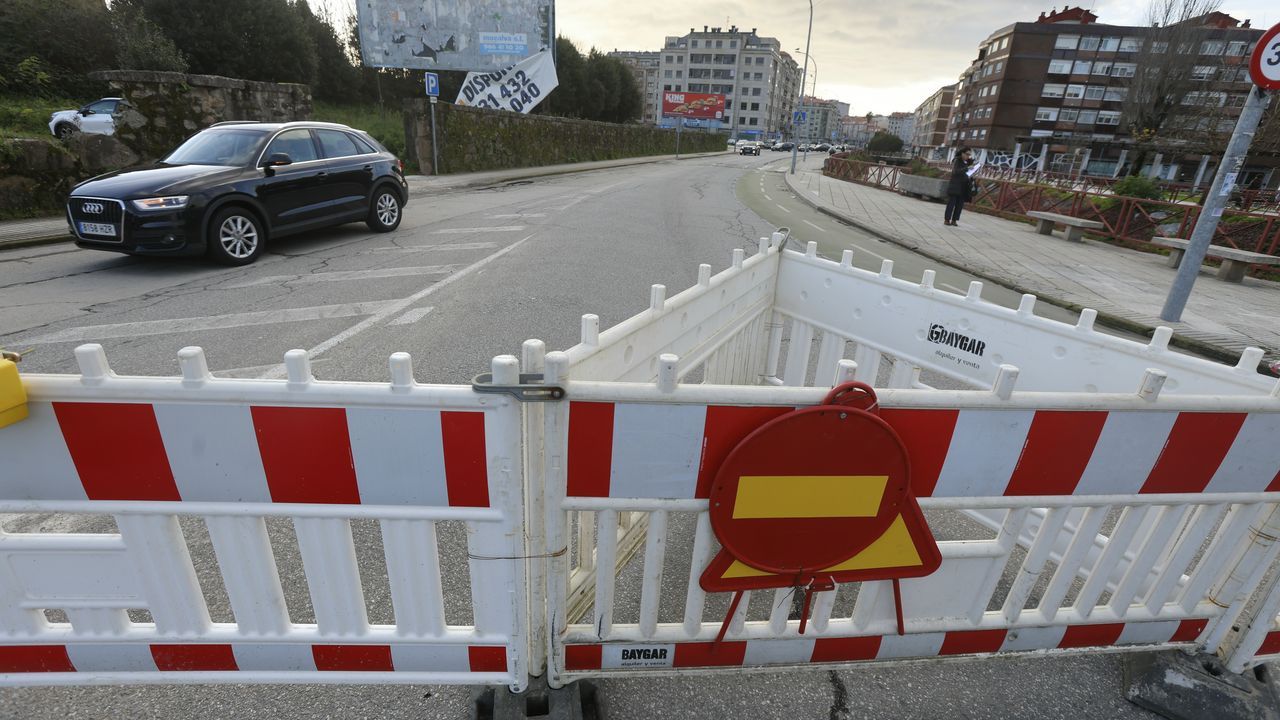 La principal vía de entrada y salida de Vilagarcía vuelve a sufrir restricciones de tráfico por las obras