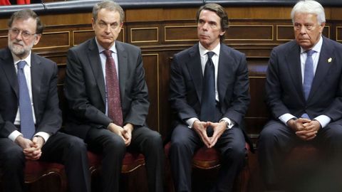 Rajoy, Zapatero, Aznar y Gonz&aacute;lez, en el Congreso en el 40 aniversario de la Constituci&oacute;n.