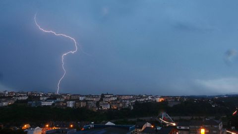 Imagen de archivo de una tormenta en Lugo