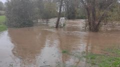 R�o Linares a la altura del puente de Amandi, en Villaviciosa.