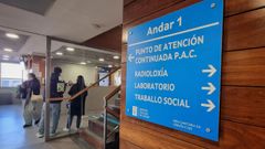 Los bomberos de A Coru�a se desplazaron este lunes por la noche hasta la Casa do Mar, donde alertaron de un var�n con un anillo atascado