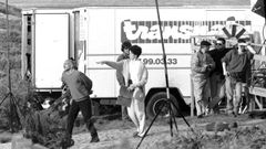 Los int�rpretes Sigourney Weaver y Ben Kingsley se pasearon por la costa de Valdovi�o en los a�os 90 durante el rodaje de �La muerte y la doncella�.