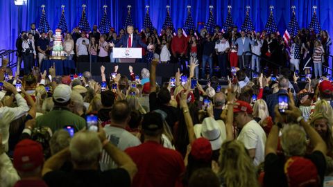 Donald Trump, durante la celebraci�n de su 78 cumplea�os 