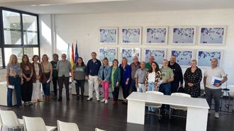 Firma de convenios entre Concello y asociaciones de Fene