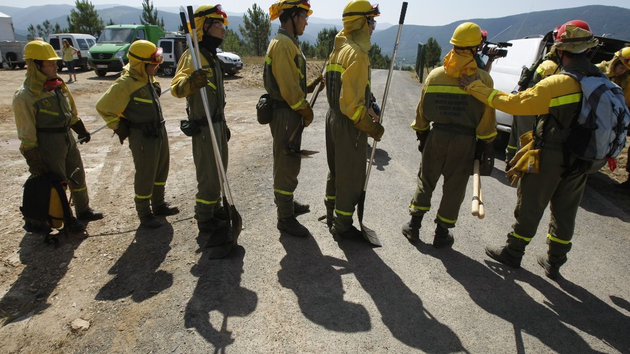 La BRIF de Laza encara su vigésima campaña de extinción de incendios