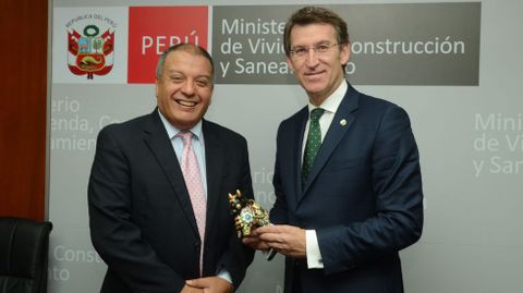 Feijoo se reuni tambin con el ministro de Vivienda, Milton Von Hesse.