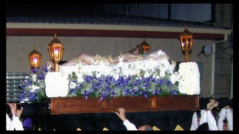 Paso del Santo Entierro en una imagen de archivo en O Grove