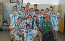 Los juveniles, con Rom�n y Ar�n, buscar�n hoy un pase a la final. 