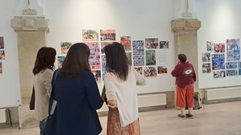 Exposici�n en de Shantidi en la Capela de Santa Mar�a